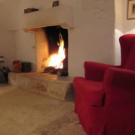 Trullo Iduna Villa *
